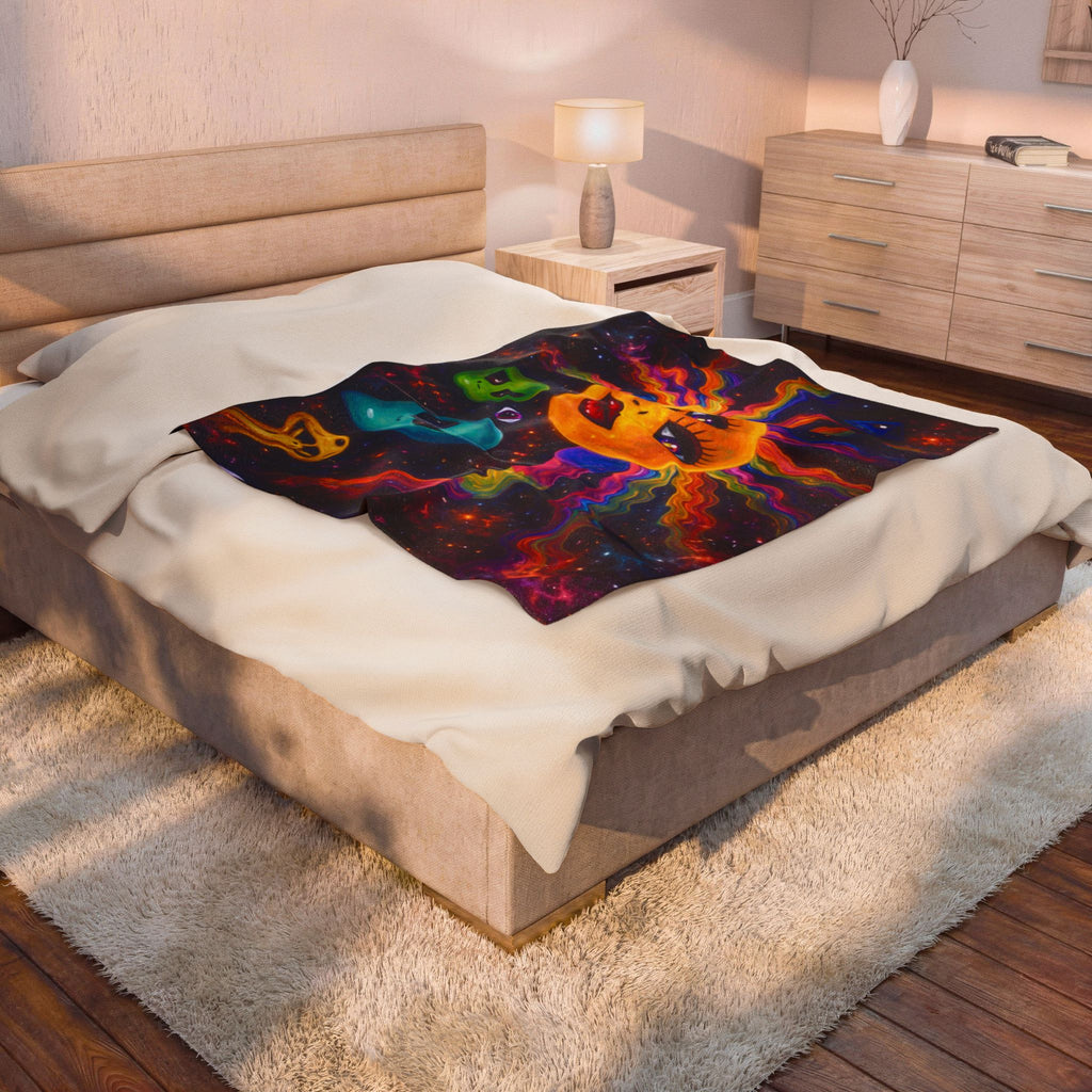 Cosmic Sun & Alien Plush Blanket – Trippy Aesthetic Throw